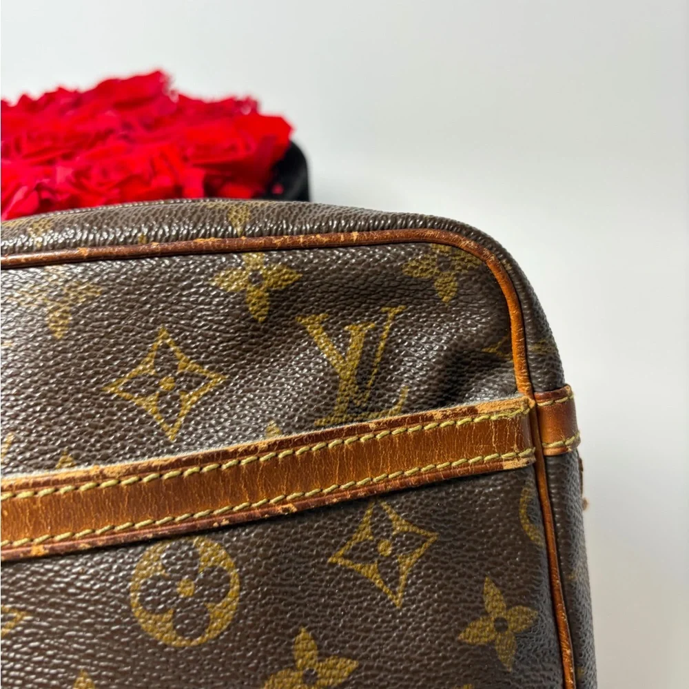SOLF Louis Vuitton Compeigne 23 Toiletry Pouch/Cosmetic Pouch Monogram